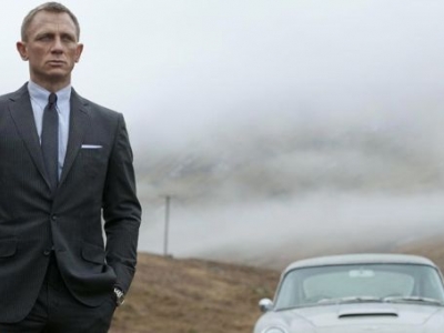 The 10 commandments of James Bond image