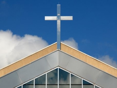 Ten tips for going to church with your family image