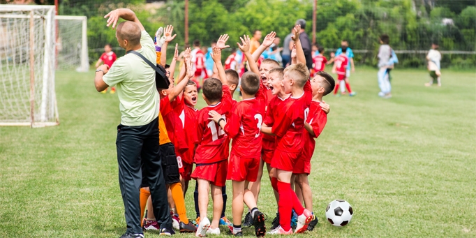 Extracurriculars: balancing busyness, church and community connections image
