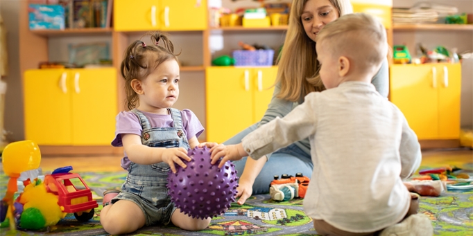 What fruit is growing? image